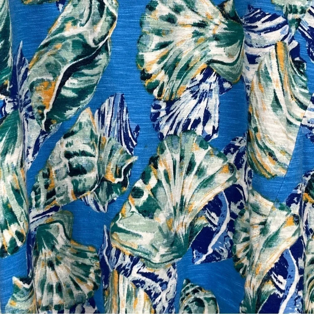 Chico’s blue cotton modal she’ll print v-neck hi-lo hem t-shirt top, medium.